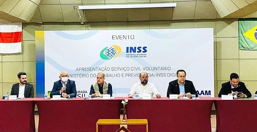 Onyx Lorenzoni, José Carlos e Silas Câmara dão início aos trabalhos de atendimento dos Prevbarcos do INSS no interior do AM