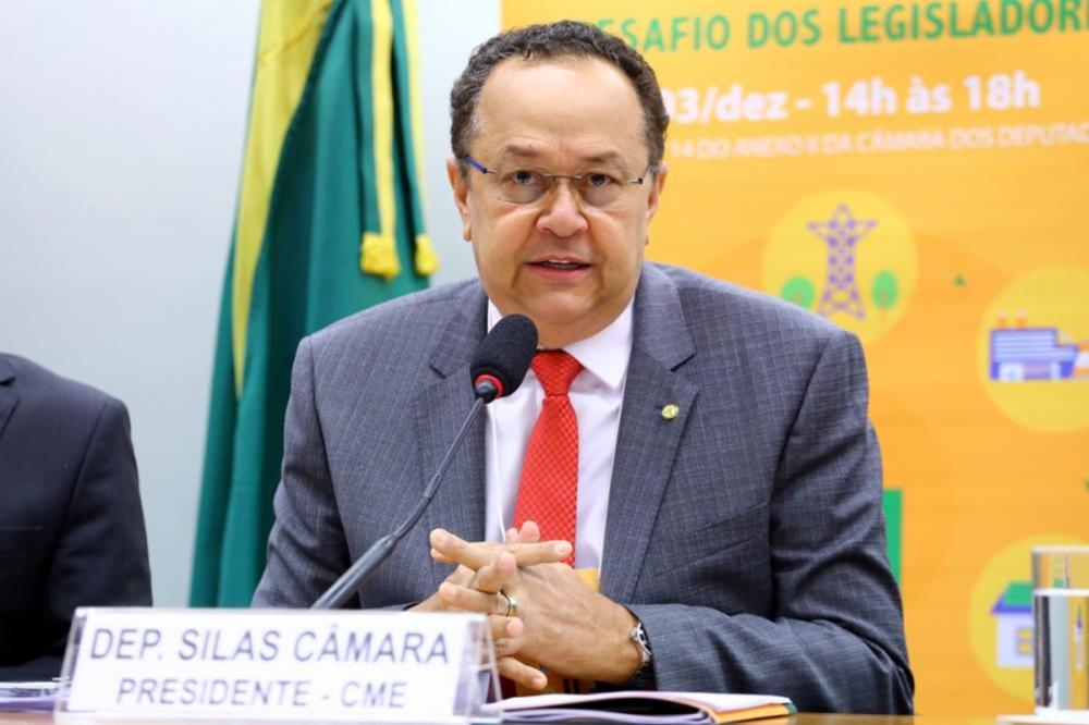 Silas Câmara volta a falar sobre redução do IPI e diz que decreto tira 5 bilhões dos municípios brasileiros
