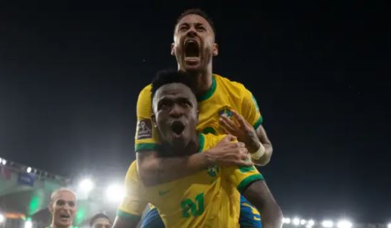 Brasil vence o Chile por 4 x 0 em partida das eliminatórias da Copa do Mundo