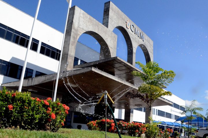 Vereador de Manaus parabeniza David Almeida pela implementação do Auxílio-Creche