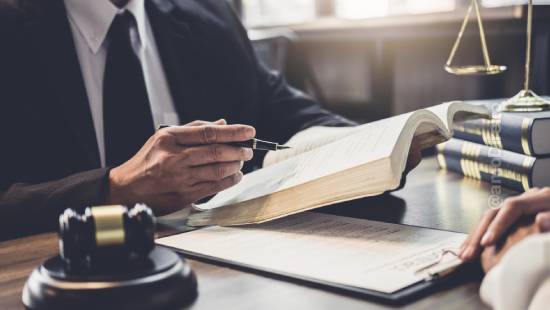 Senado aprova PL que garante proteção a advogados durante investigação policial