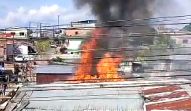 Vídeo: Casa em Manacapuru é totalmente destruída por incêndio