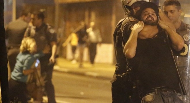 Prefeitura de SP proíbe 'mata-leão' em abordagens da Guarda Civil