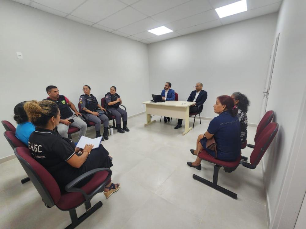 MPAM realiza reunião com entidades para discutir ação de enfrentamento à Violência contra a Mulher, em Itacoatiara