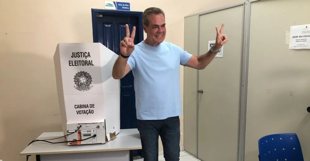 PF cumpre mandado de busca e apreensão contra ex-vice-governador Henrique Oliveira, em Manaus