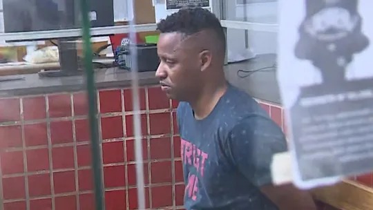 Pai é preso suspeito de matar 4 filhos com idades entre 3 e 11 anos