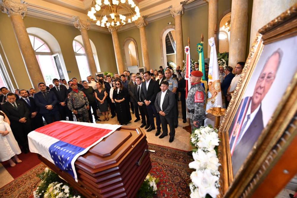 Velório de Amazonino: Público poderá dar o último adeus ao “negão” a partir das 17h30 