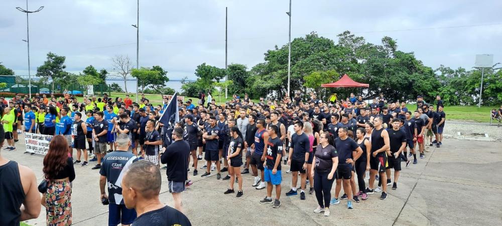 Aprovados em concurso da PM e CBM realizam corridão em Manaus 