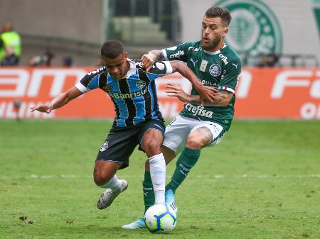 Grêmio evita a derrota que aumentaria a pressão no clube, enquanto o Verdão mantém a invencibilidade