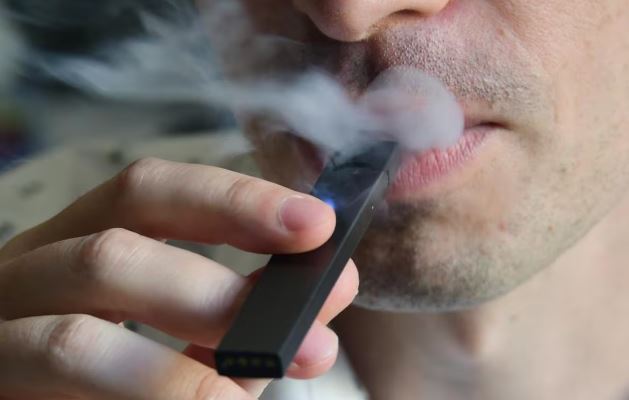 Anvisa mantém proibição ao cigarro eletrônico no Brasil