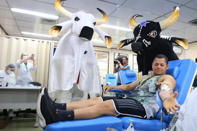 Hemoam lança campanha “Junho Azul e Vermelho” para incentivar a doação de sangue