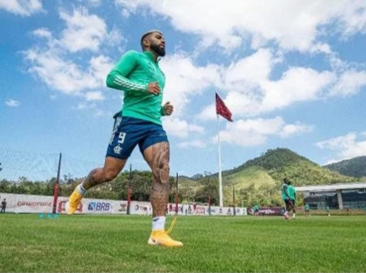 Boletim do Fla: Gabigol segue recuperação e volta em clássico é improvável