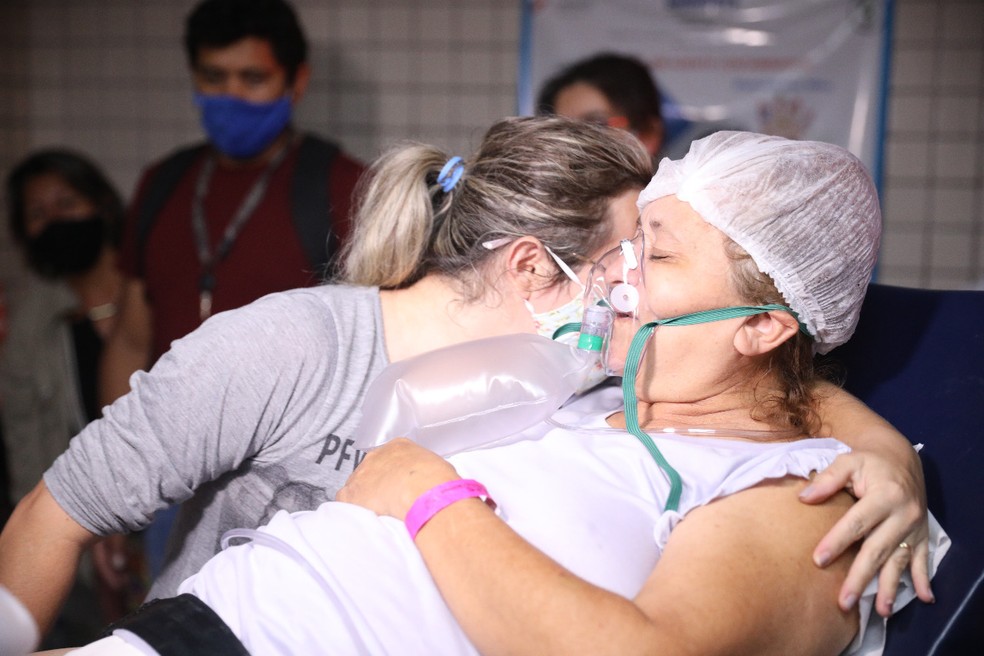  Mais 14 pacientes com Covid-19 são transferidos para outros estados devido ao colapso na Saúde do Amazonas