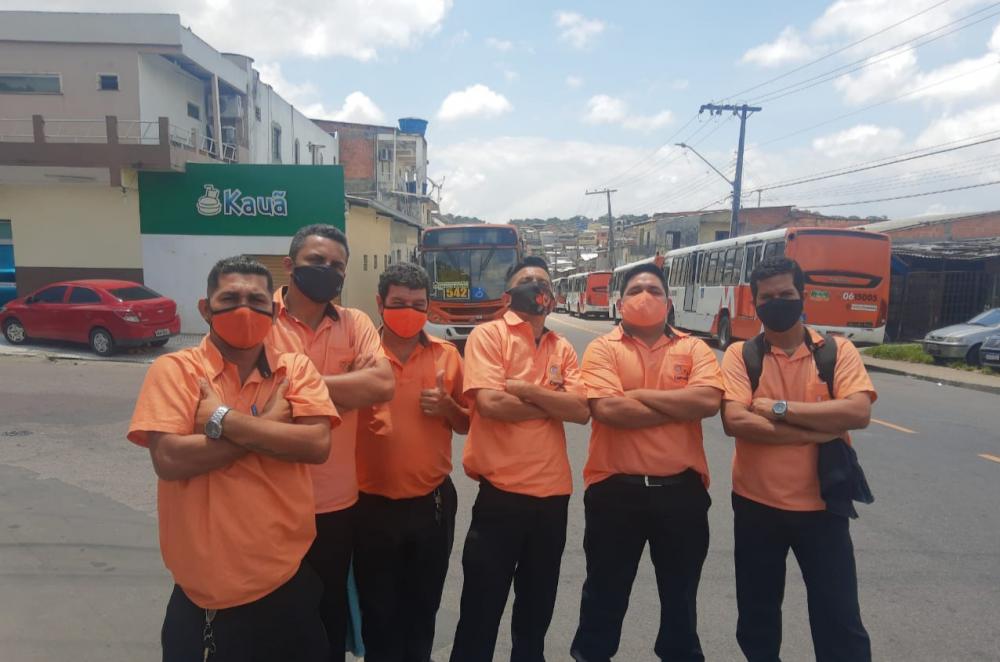 Funcionários da Empresa Expresso Coroado paralisam serviços em Manaus