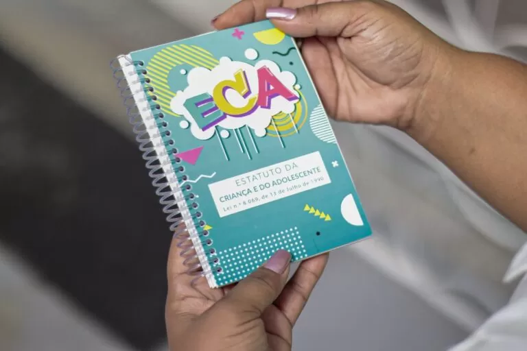 Pousada é condenada a pagar multa após hospedar menina de 16 anos com homem em Manaus