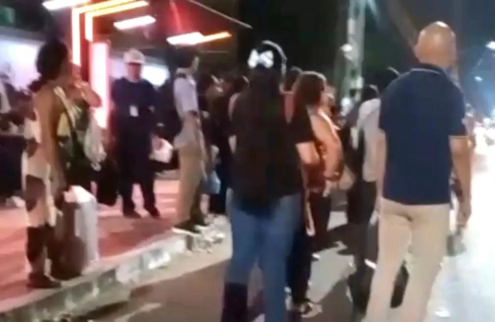 População de Manaus sofre com a falta de ônibus