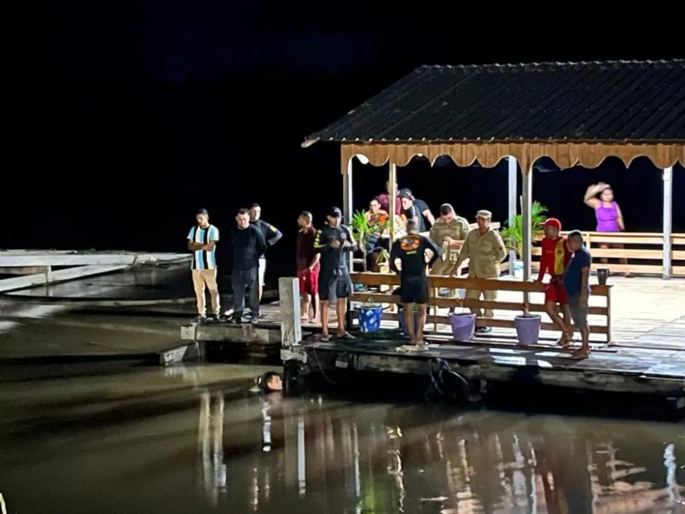 Criança de 4 anos desaparece ao cair de flutuante no Rio Solimões