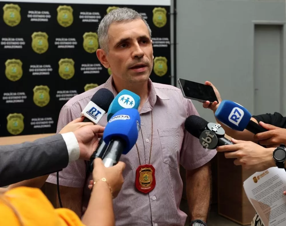 Homem é preso suspeito de arremessar dois cachorros da laje em Manaus