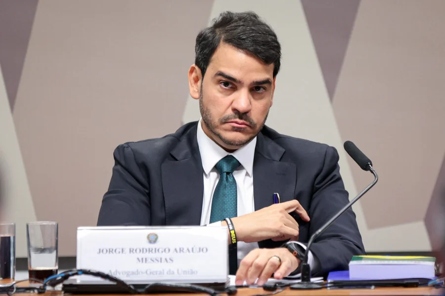 Senado Federal rejeita indicação de Jorge Messias ao STF
