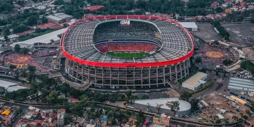 Estádio Azteca na Cidade do México, palco do jogo de abertura da Copa do Mundo 2026 (Reprodução/Instagram: @clubamerica e @csdrones)