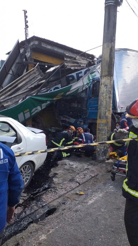 No final de semana, Manaus registrou 27 ocorrências de trânsito e duas mortes 