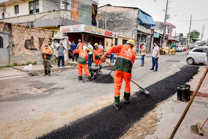 David Almeida restaura mais de 2 mil ruas em 100 dias