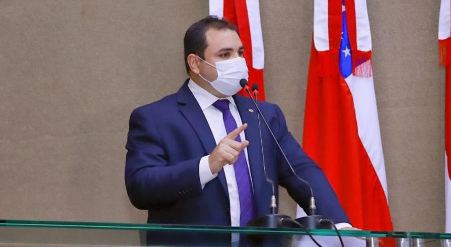 Deputado Roberto Cidade propõe instalação de usinas de oxigênio em Envira e Manicoré