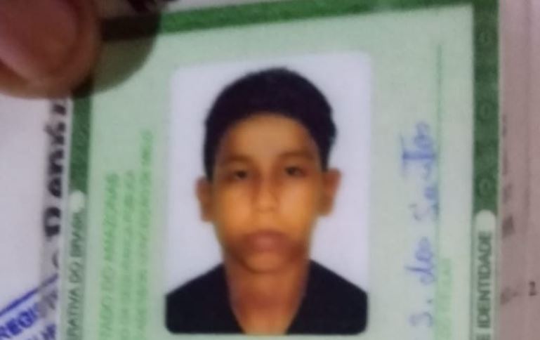 Brutal: Adolescente de 16 anos é espancado até a morte na frente de casa