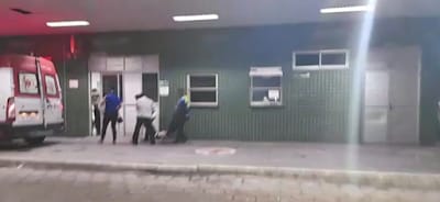 Trabalhador é atingido com facada no pescoço durante assalto, em Manaus 