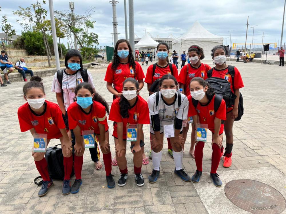 Equipe feminina de futsal da rede estadual do Amazonas segue confiante na conquista da medalha