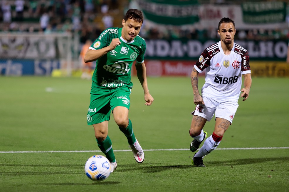 Chapecoense empata com Flamengo em jogo na Arena Condá 