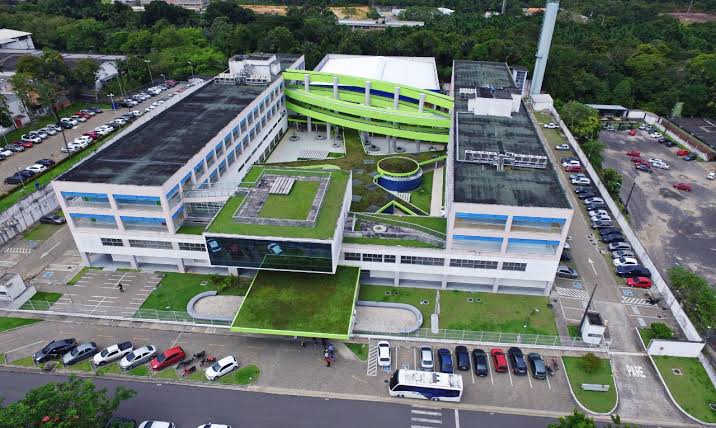 Alunos da Fundação Matias denunciam chefe administrativa por abuso de autoridade 