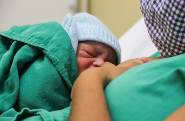 Maternidade solicita doações para abastecer estoque crítico de leite materno