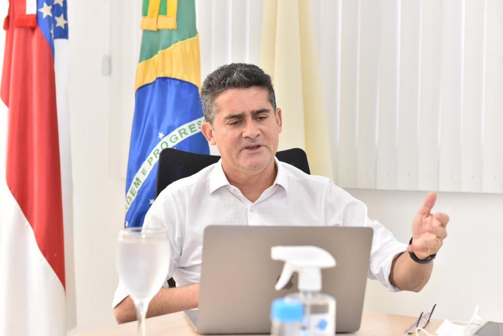 Prefeito David Almeida determina a suspensão de festas e blocos de rua do Carnaval em Manaus